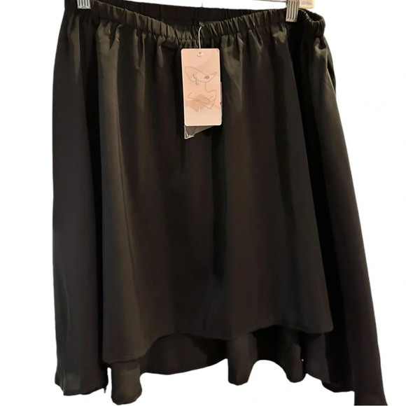 NWT Women’s Fashion Skirt Elasticized Waist - Picture 3 of 5